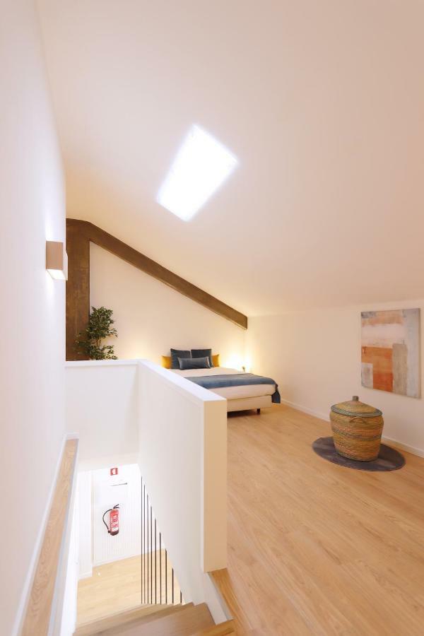 Ferienwohnung Hm - Living Batalha Square 2 Porto Exterior foto